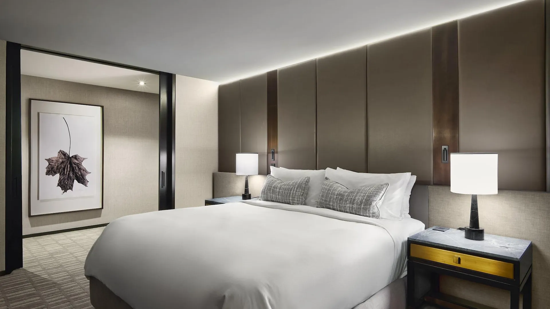 The Hazelton Hotel Toronto 5*,