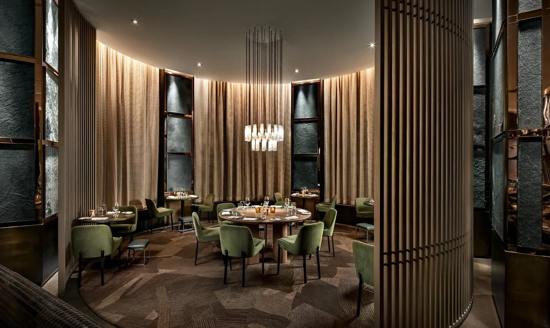The Hazelton Hotel Toronto 5*,  Canadá